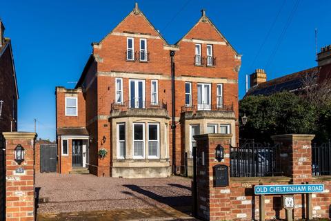 4 bedroom semi-detached house for sale, Old Cheltenham Road, Gloucester GL2