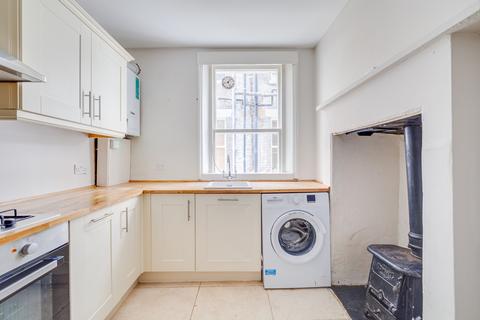 2 bedroom flat for sale, Drive Mansions, Fulham Road, London