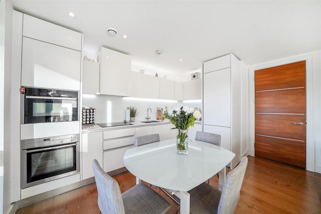 Flat 74, Merlin Court - 2z Xo TLP8a9 Hb IRKf Hue B.jpg