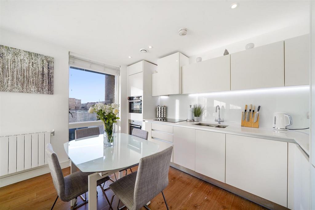 Flat 74, Merlin Court - r Pyer Dr4by TQY2yt NQv X.jpg