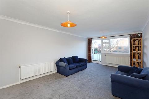 2 bedroom flat to rent, Putney Hill, Putney