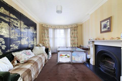 2 bedroom flat for sale, Aristotle Road, London