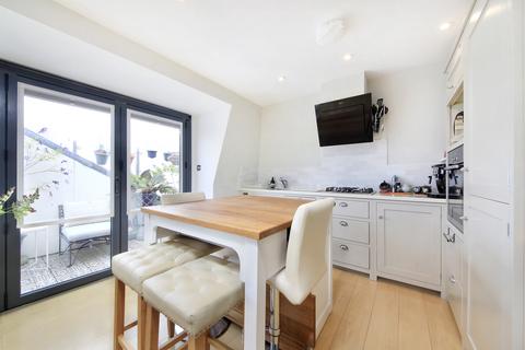 1 bedroom flat for sale, Denton Street, London