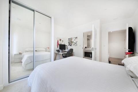 2 bedroom flat for sale, Causeway House, 5 Creek Lane, London