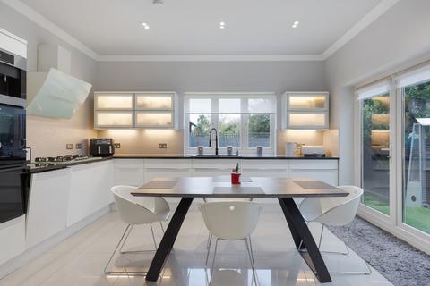 5 bedroom detached house for sale, London W3