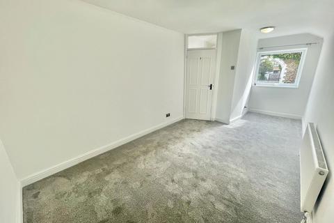 3 bedroom apartment to rent, York Road, Torquay, TQ1 3SG