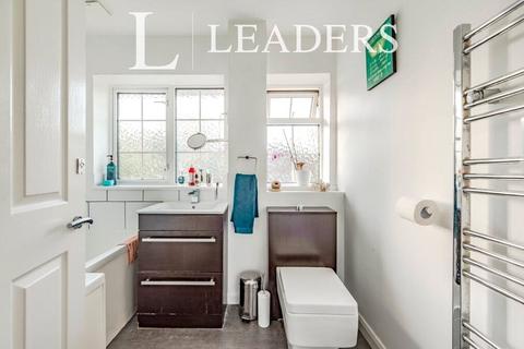 66 Ashdown Drive, Crawley, RH10 5EY