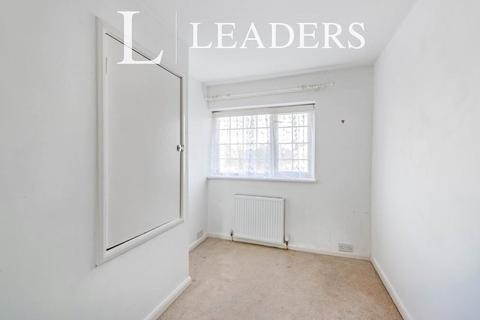 66 Ashdown Drive, Crawley, RH10 5EY