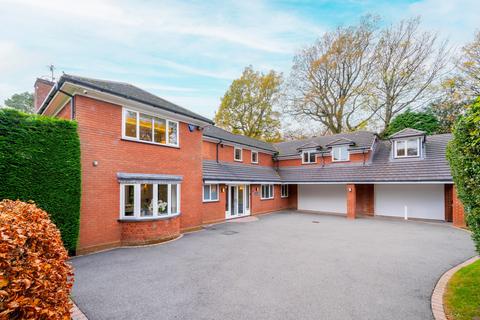 4 bedroom detached house for sale, Denehurst Close, Barnt Green, Worcestershire B45 8HR