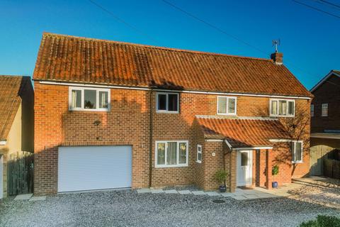 4 bedroom detached house for sale, Siding Lane, Barlby YO8