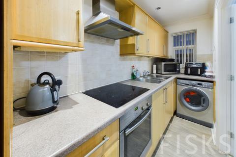 2 bedroom flat for sale, Clare Road, Benfleet, SS7