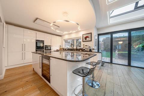 14 Quernmore Road, Bromley, BR1 4EH