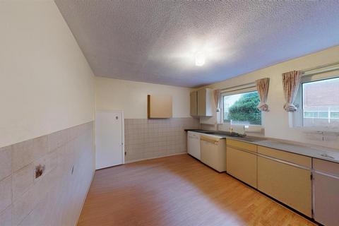 3 bedroom terraced house for sale, Marlfield Close, Preston