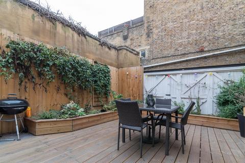 3 bedroom flat for sale, Nevill Road, London