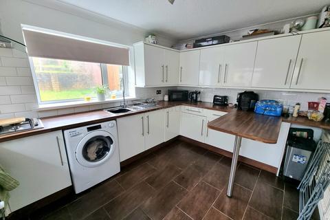 3 bedroom semi-detached house for sale, Hillcrest, Brynna, Pontyclun, Rhondda Cynon Taff. CF72 9SL