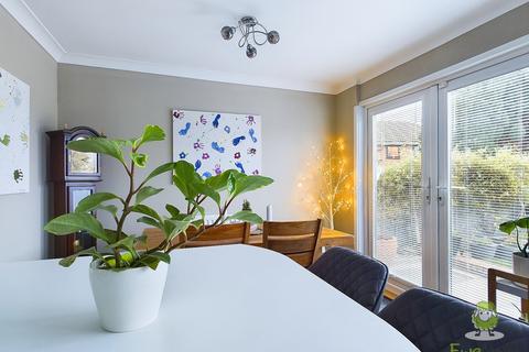 3 bedroom end of terrace house for sale, Grange Road, Gillingham, Kent, ME7