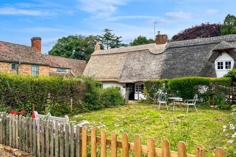 2 bedroom cottage for sale, Church Road, Huntingdon PE28