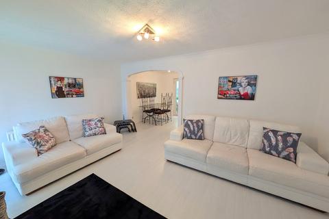 23 Evesham Close, Boldon Colliery, NE35 9LL