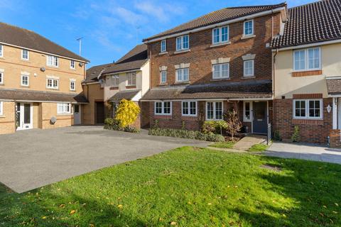 3 bedroom townhouse for sale, Campion Road, Hatfield AL10