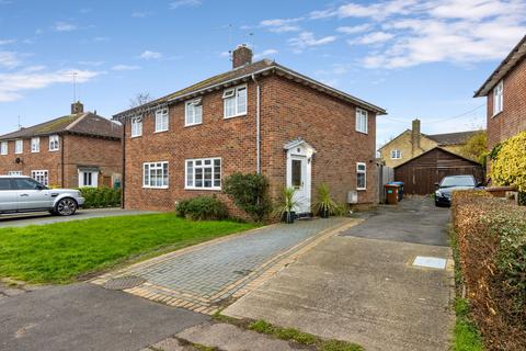 3 bedroom semi-detached house for sale, Golden Dell, Welwyn Garden City AL7