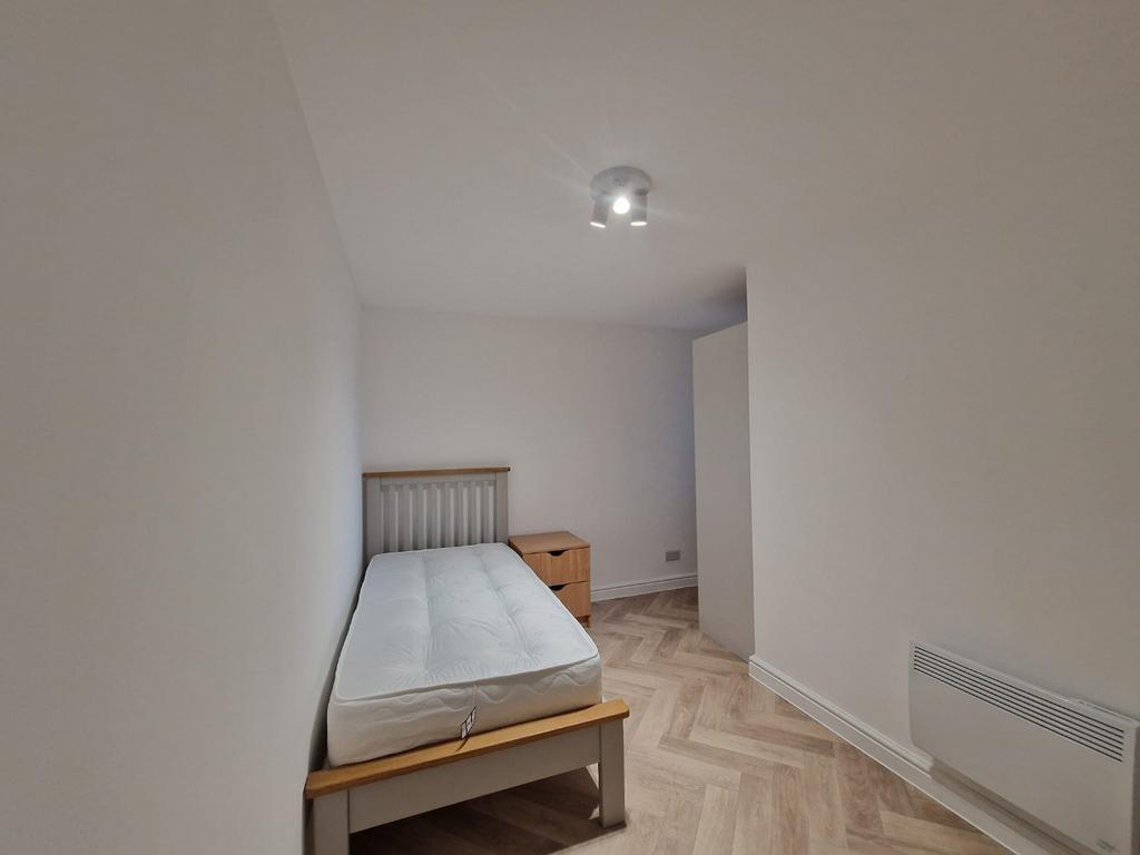 Apartment in Nottingham, Mapperley - More