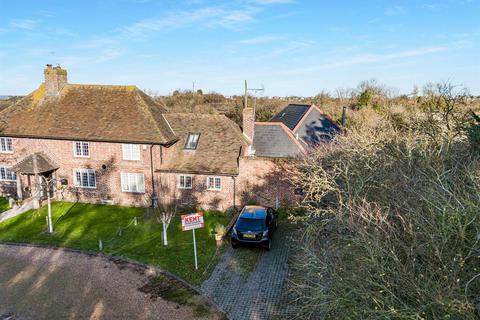 3 bedroom semi-detached house for sale, Thanet Way, Herne Bay