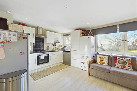 2 bedroom flat for sale, Lansdowne Road, London