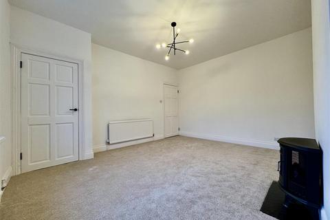 2 bedroom terraced house for sale, Dean Street, Lindley, Huddersfield, HD3 3EU