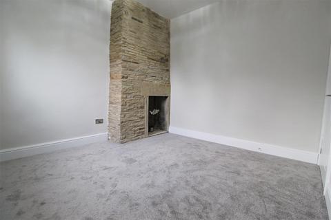 2 bedroom cottage for sale, Shop Lane, Kirkheaton, Huddersfield, HD5 0DB