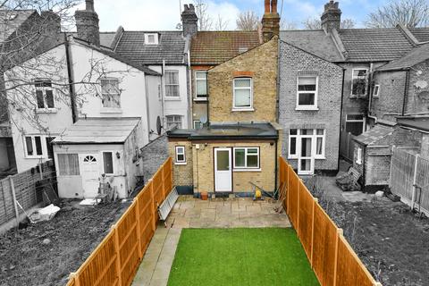 9 East Road, London, E15 3QS