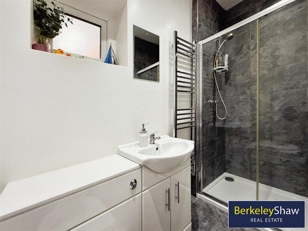 Annex Bathroom