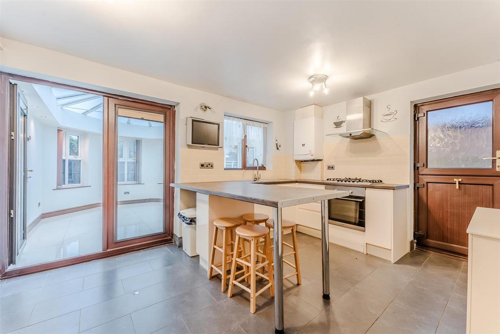 Kitchen/Breakfast Room