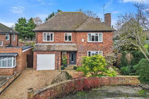 4 bedroom detached house for sale, Cranleigh Road, Kettering NN15