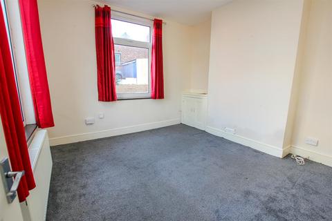 2 bedroom end of terrace house for sale, Digby Street, Kettering NN16