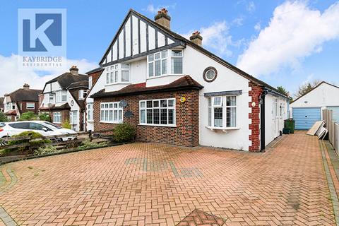 3 bedroom semi-detached house for sale, Oaks Avenue, Worcester Park, KT4