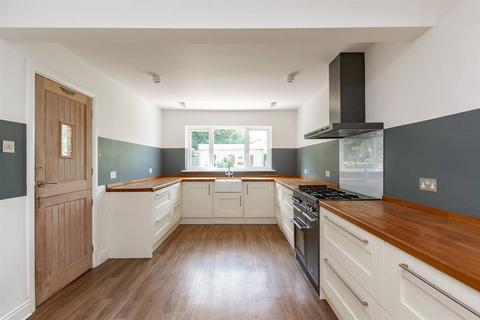 4 bedroom semi-detached house for sale, Church Street, Tankerton, Whitstable