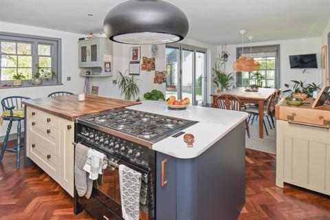 5 bedroom detached house for sale, 64 Blean Common, Blean, Canterbury