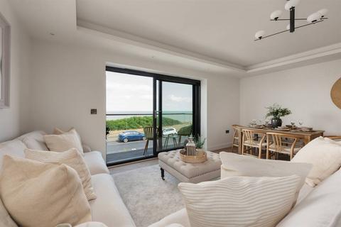 2 bedroom apartment for sale, Marine Parade, Tankerton, Whitstable