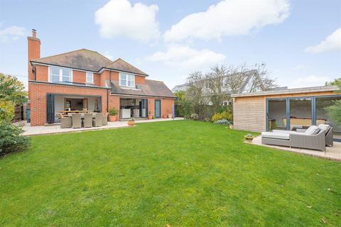 4 bedroom detached house for sale, Invicta Road, Whitstable