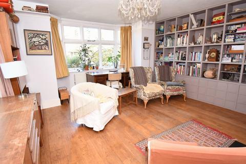 Caple House Athol Road, Whitstable, CT5 2EW