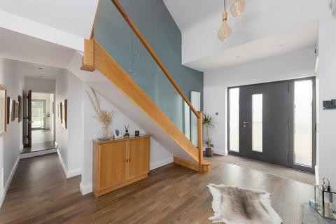52 Clover Rise, Whitstable, CT5 3HT