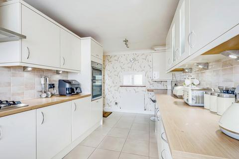 4 bedroom detached house for sale, Asquith Gardens, Benfleet, SS7