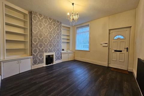 2 bedroom terraced house to rent, Greenfield Street, Rochdale