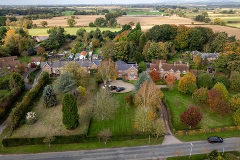 4 bedroom detached house for sale, Everingham, York