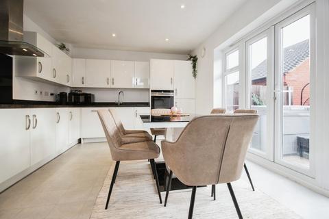 10 Canberra Close, Castle Donington, Derby, DE74 2AF