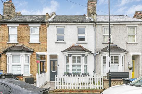 3 bedroom terraced house for sale, Churchill Road, South Croydon