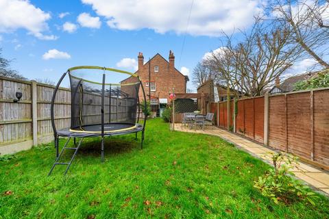 4 bedroom semi-detached house for sale, Blenheim Gardens, South Wallington