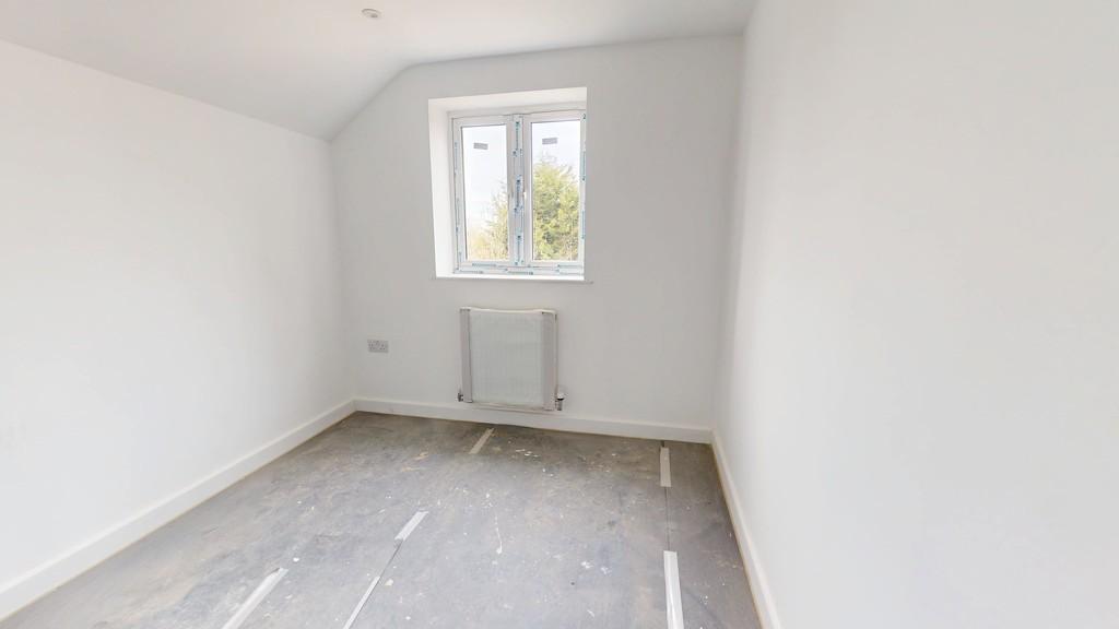 Flat-3-121-Pinnocks-Way-03252025 121515