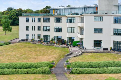 2 bedroom flat for sale, Hayes Road, Penarth CF64