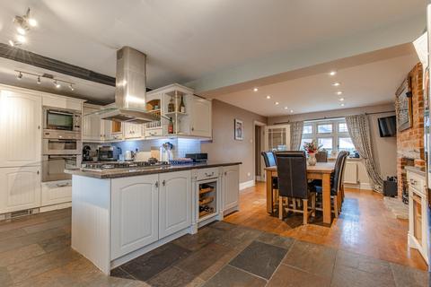 4 bedroom detached house for sale, Necton